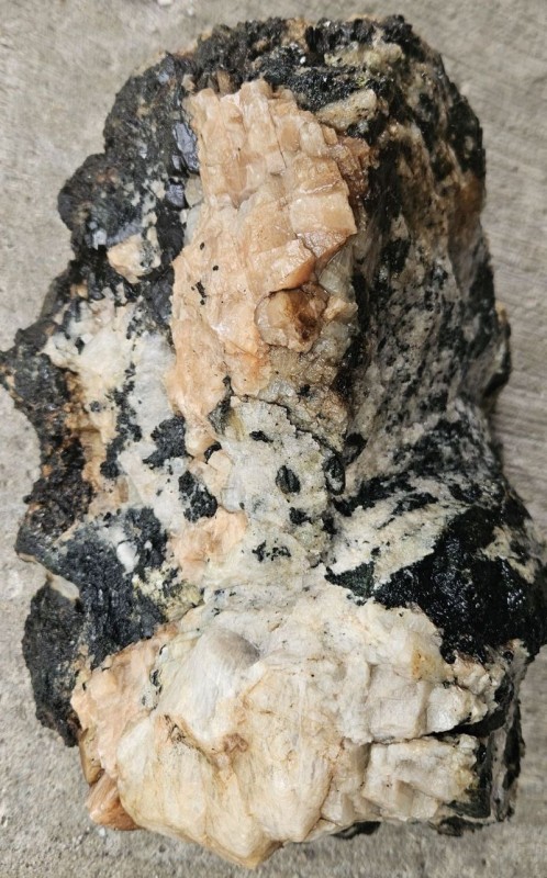 Yates Mine 3.5 kg Block Scapolite and Others Fluoresce Red in SW May 2025 Yates Mine 3.5 kg Block Scapolite and Others Fluoresce Red in SW May 2025